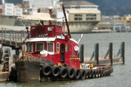 Tug Sunshine State moored in Alameda